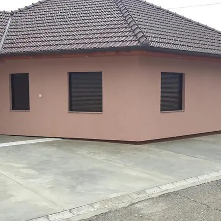 Andi Appartamento Pacir