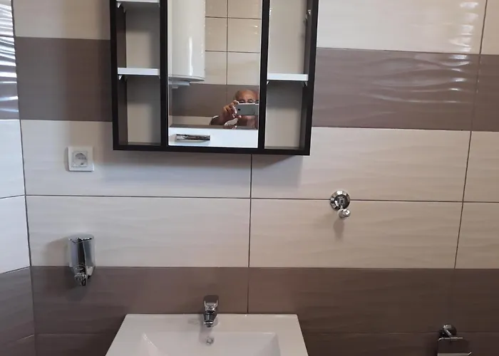 Andi Apartment Pacir